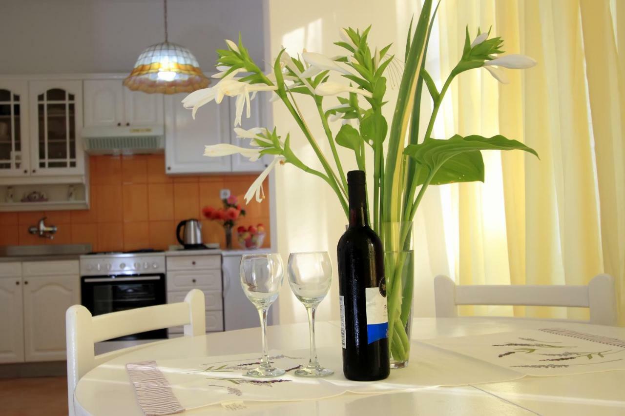 Bivium Apartment Otočac Екстериор снимка